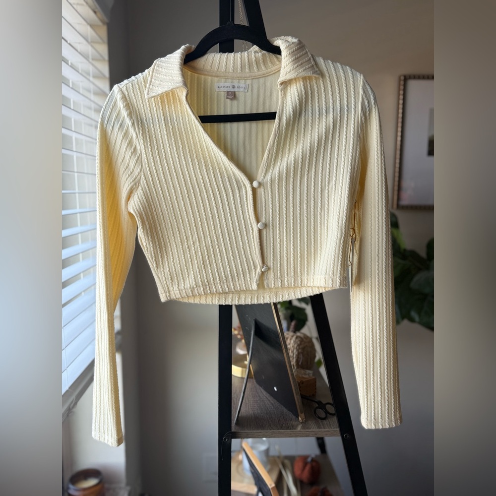 Backyard Roses Stacey Knit Cardigan NWT - Picture 4 of 11
